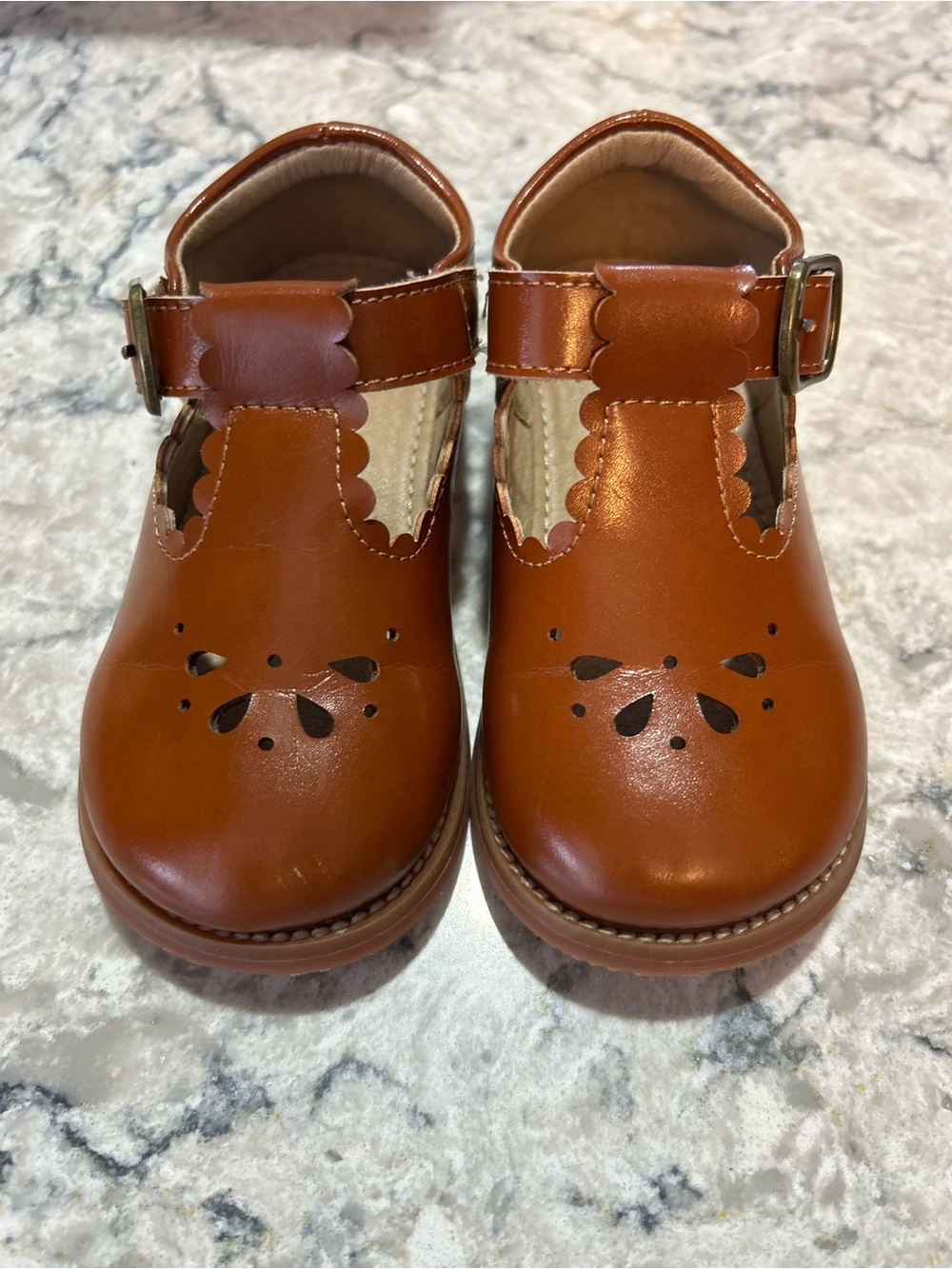 Felix & Flora Toddler Classic Scalloped Mary Jane Dress Shoe in Brown